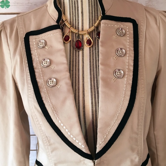 White House Black Market Peplum Jacket Size 2 - Picture 2 of 7